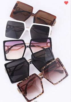 Diva Oversized Square Shades